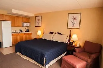 Red Roof & Conference Center Chicago - N Aurora/ Naperville 2*
